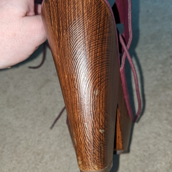 G by Guess wood clog high heel shoes size 7.5 - Picture 5 of 10